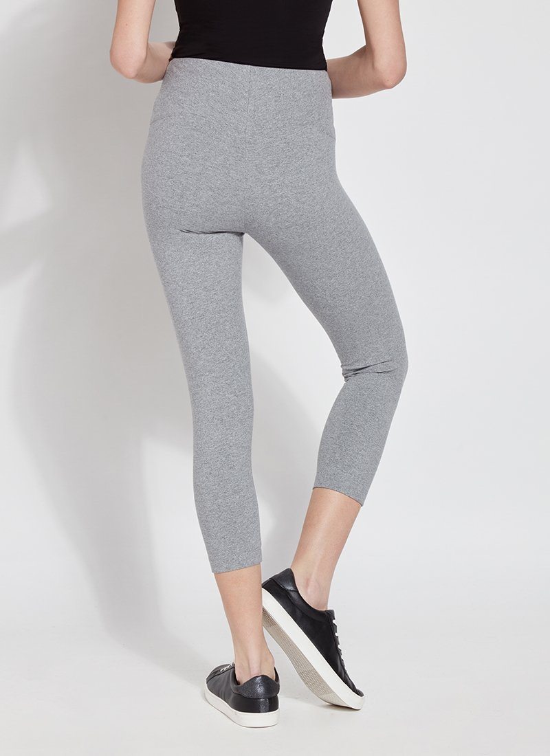Liliana | Cotton Sculpt Capri Legging for Everyday Comfort