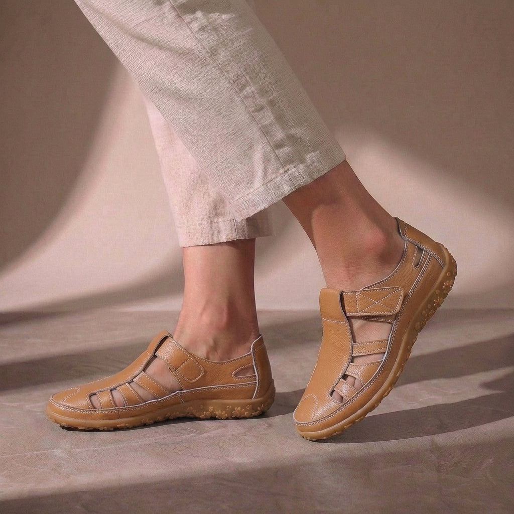 Georgiana | Adjustable Strap Closed Toe Sandal