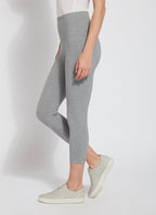 Liliana | Cotton Sculpt Capri Legging for Everyday Comfort