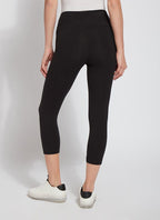 Liliana | Cotton Sculpt Capri Legging for Everyday Comfort