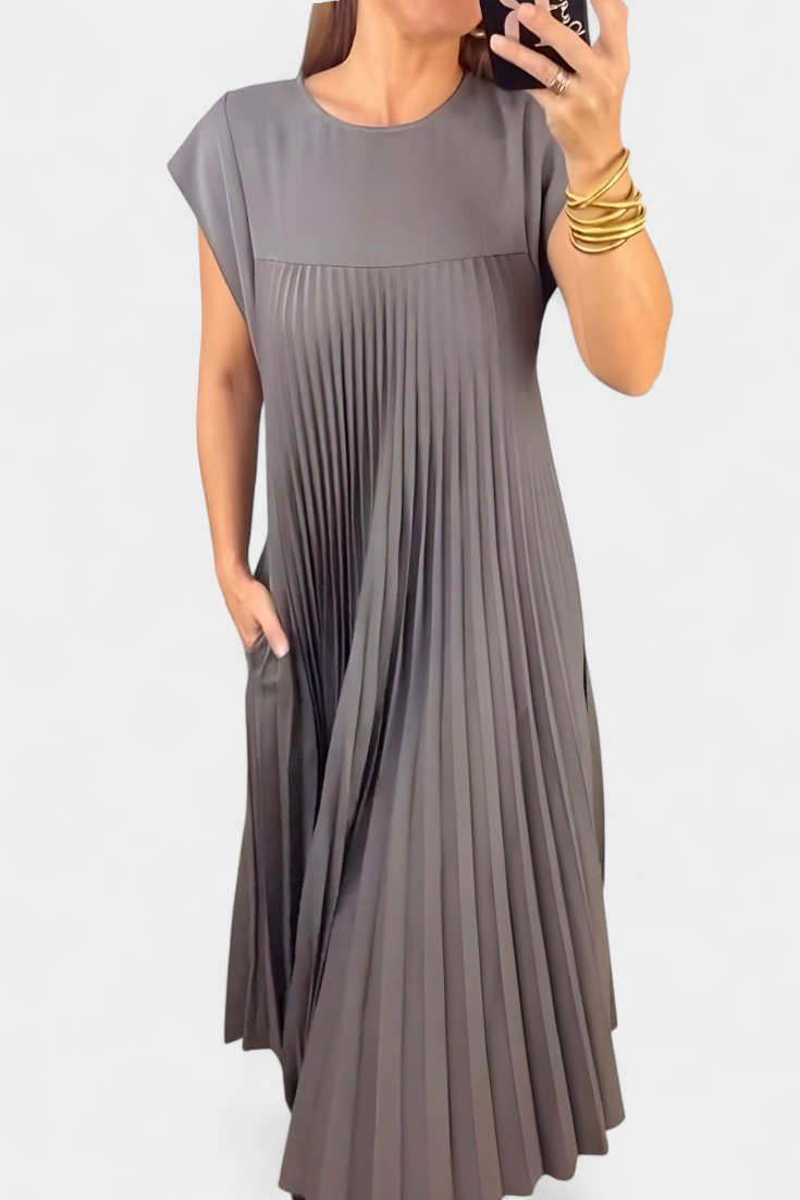 Bridget | Sleeveless Pleated Chiffon Midi Dress