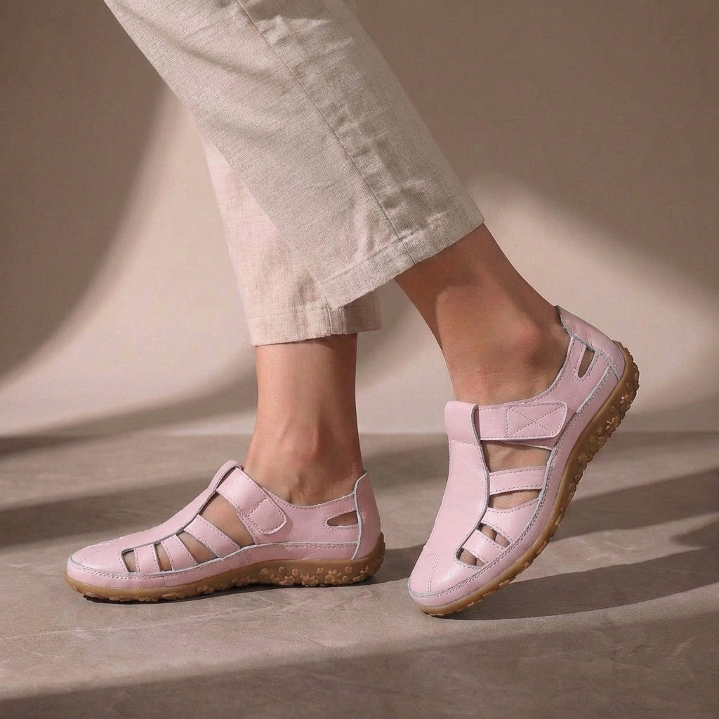 Georgiana | Adjustable Strap Closed Toe Sandal