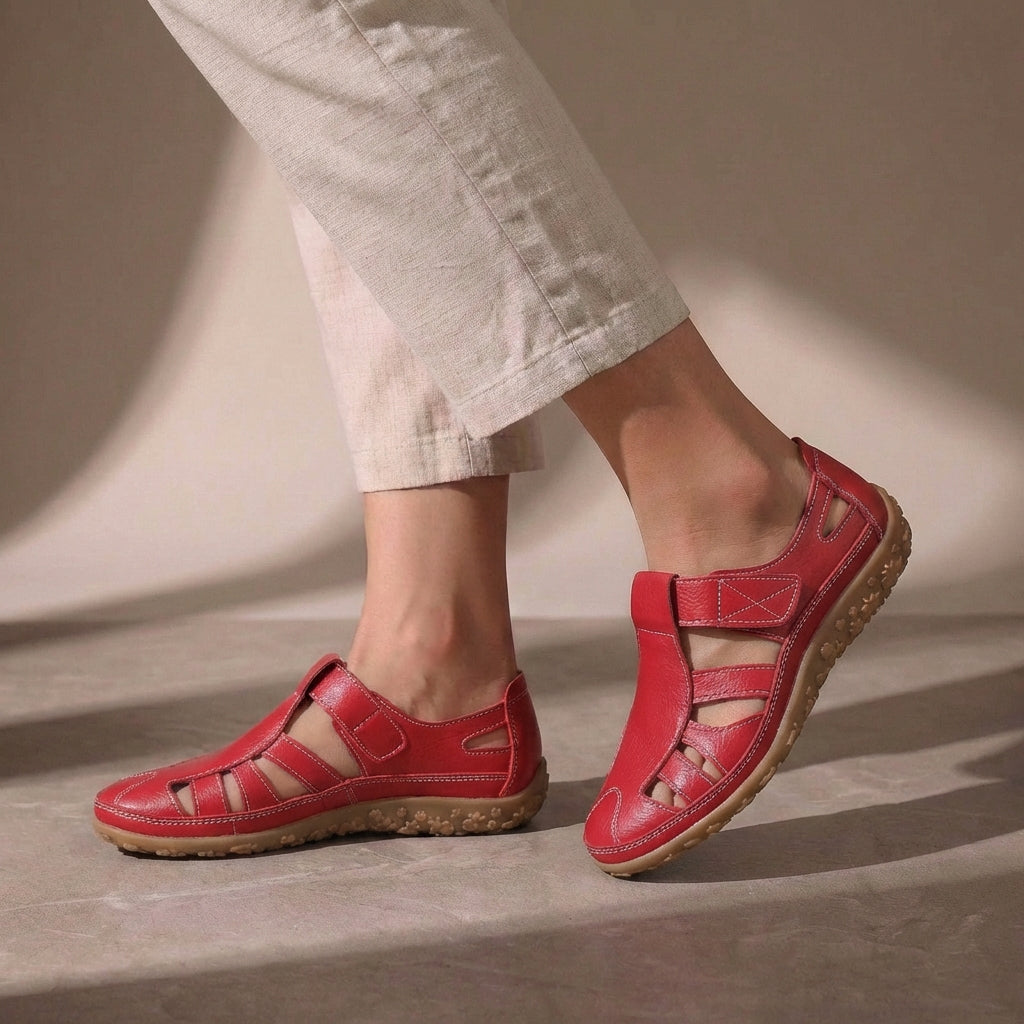 Georgiana | Adjustable Strap Closed Toe Sandal