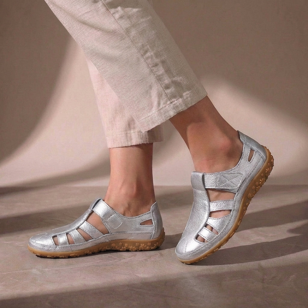 Georgiana | Adjustable Strap Closed Toe Sandal