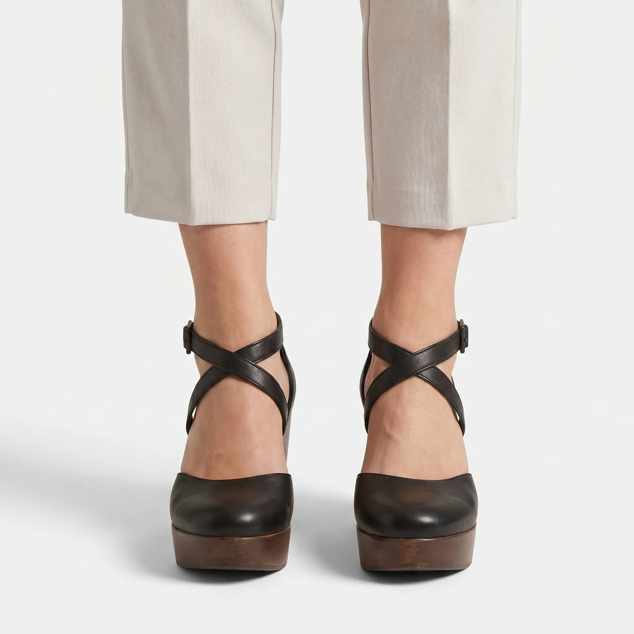 Vellora - Closed Toe Platform Heels Closed Toe Platform Heels 