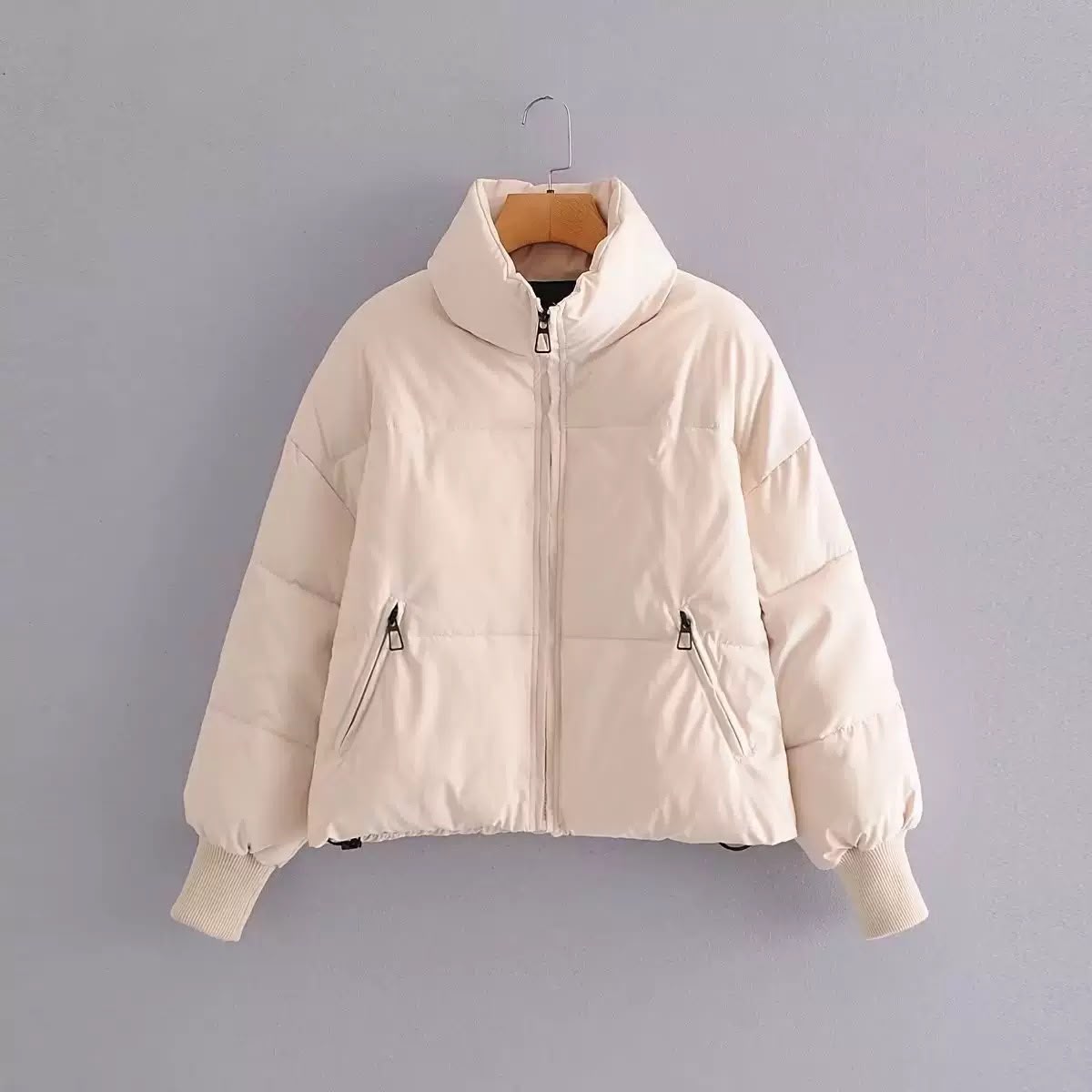Helena | Cropped Oversized Puffer Jacket With Hood — Beige