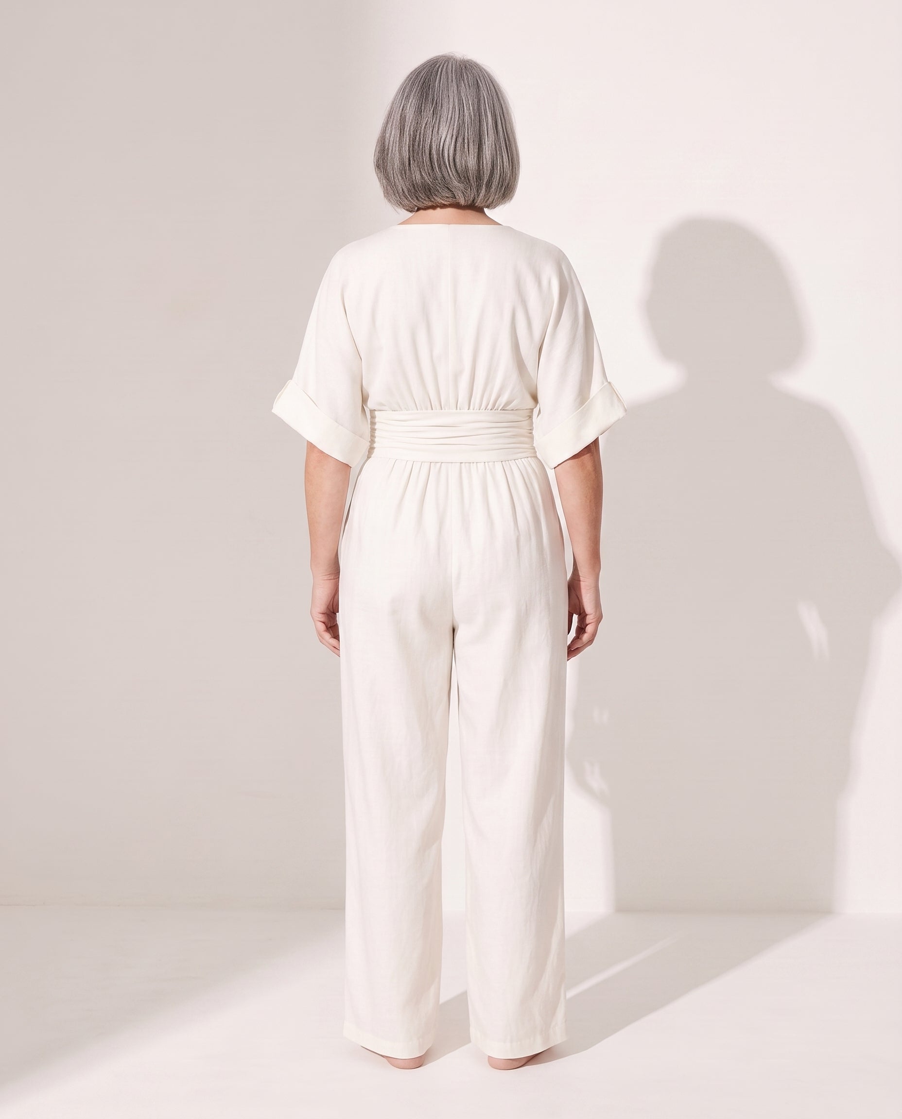 Penelope | Wide Leg Casual Jumpsuit With Cinched Waist — achterkant