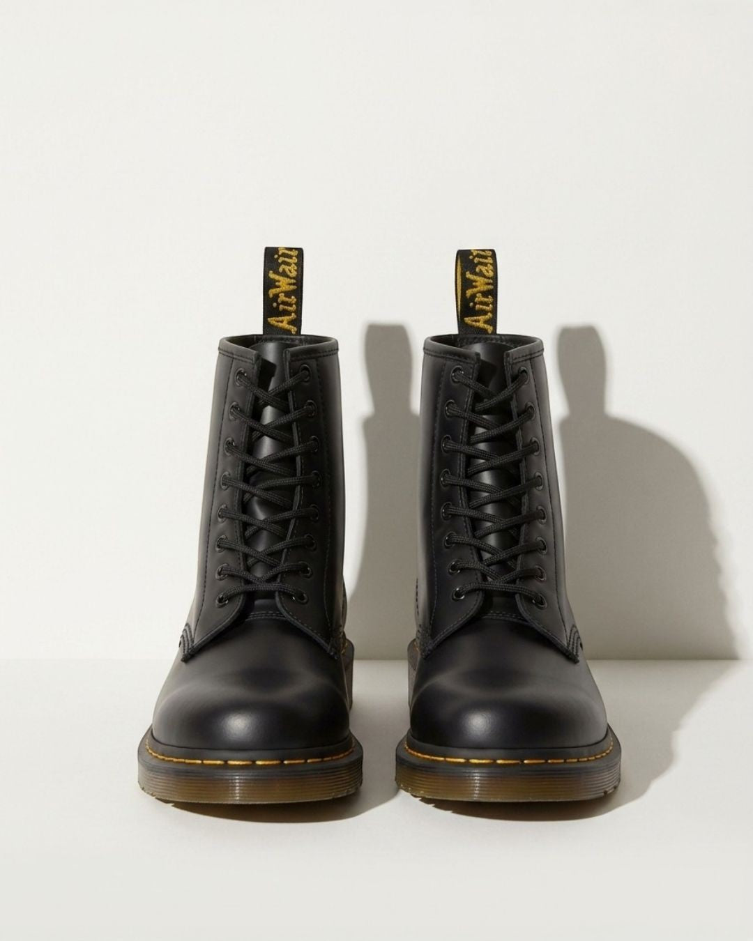 Edith | Womens Leather Motorcycle Combat Boots Lace Up Ankle — voorkant