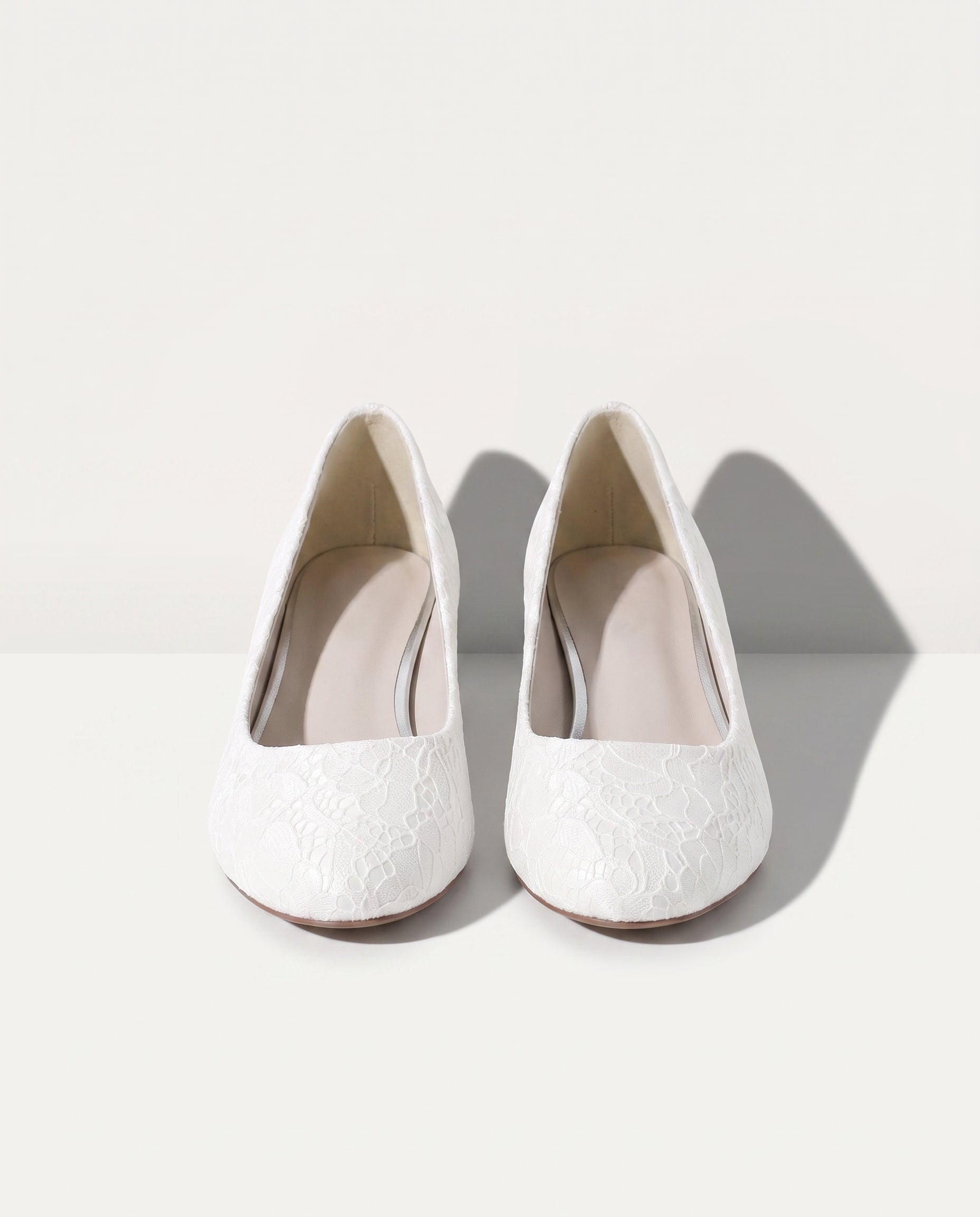 Apolline | Lace Wedding Shoes Low Heel Bridal Flats — voorkant