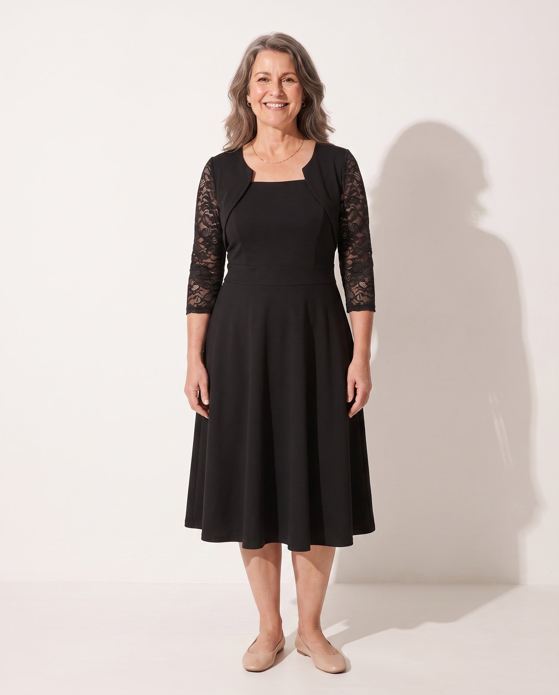 Maelys | Long Sleeve Lace A-Line Wedding Guest Midi Dresses — voorkant