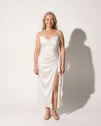 Coralie | Plus Size Evening Dresses Draped Satin Split Maxi — voorkant