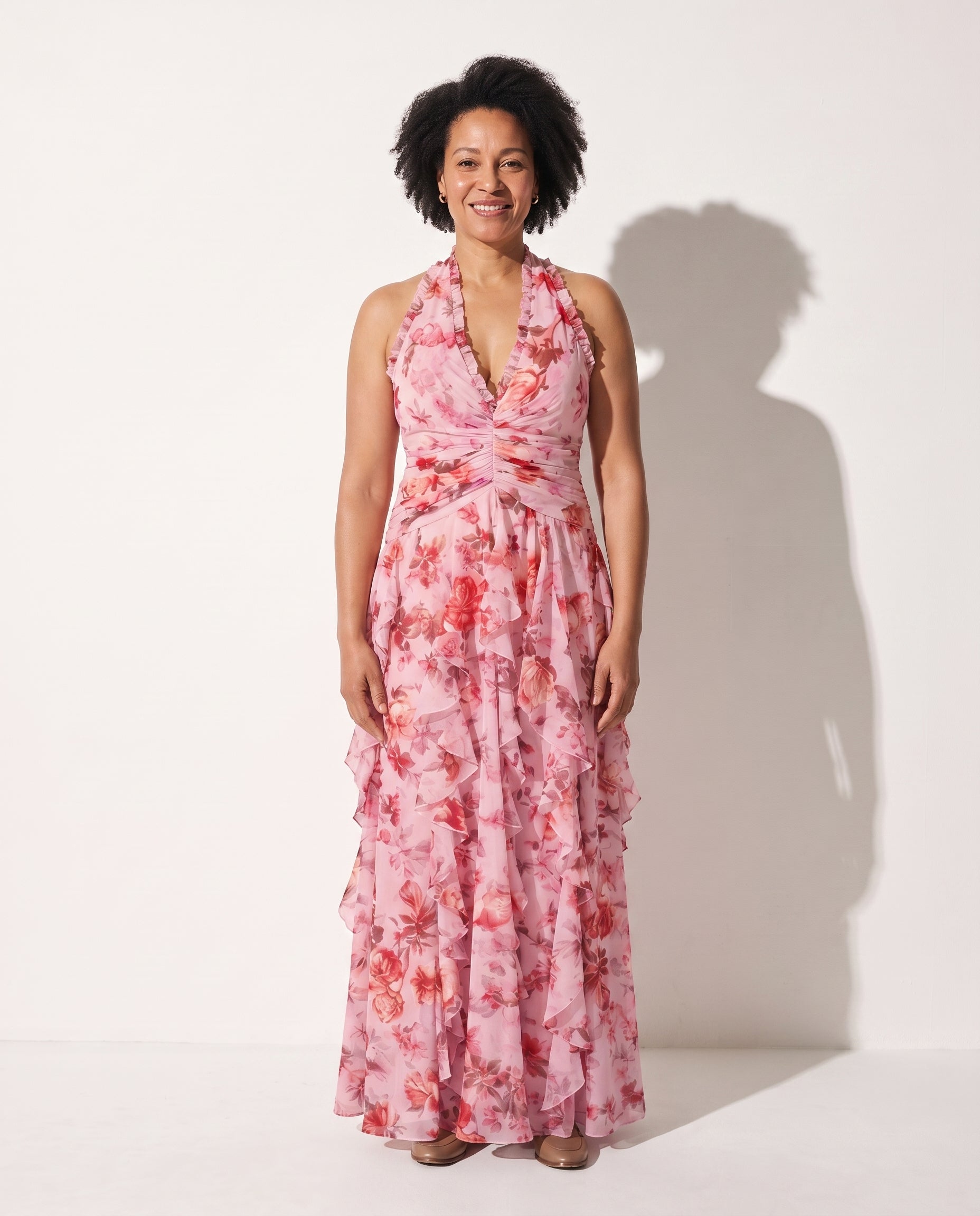 Ophelia | Floral Print Halterneck Chiffon Maxi Dress — voorkant
