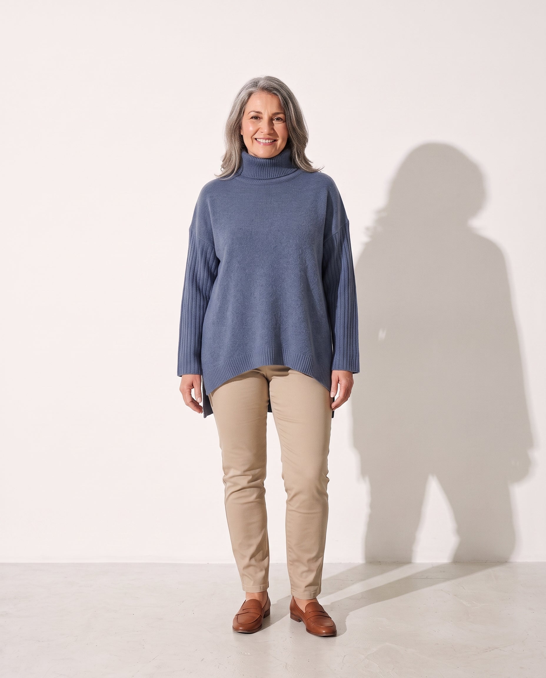 Iliana | Oversized Roll Neck White Jumper Sweater Cosy Knit — voorkant