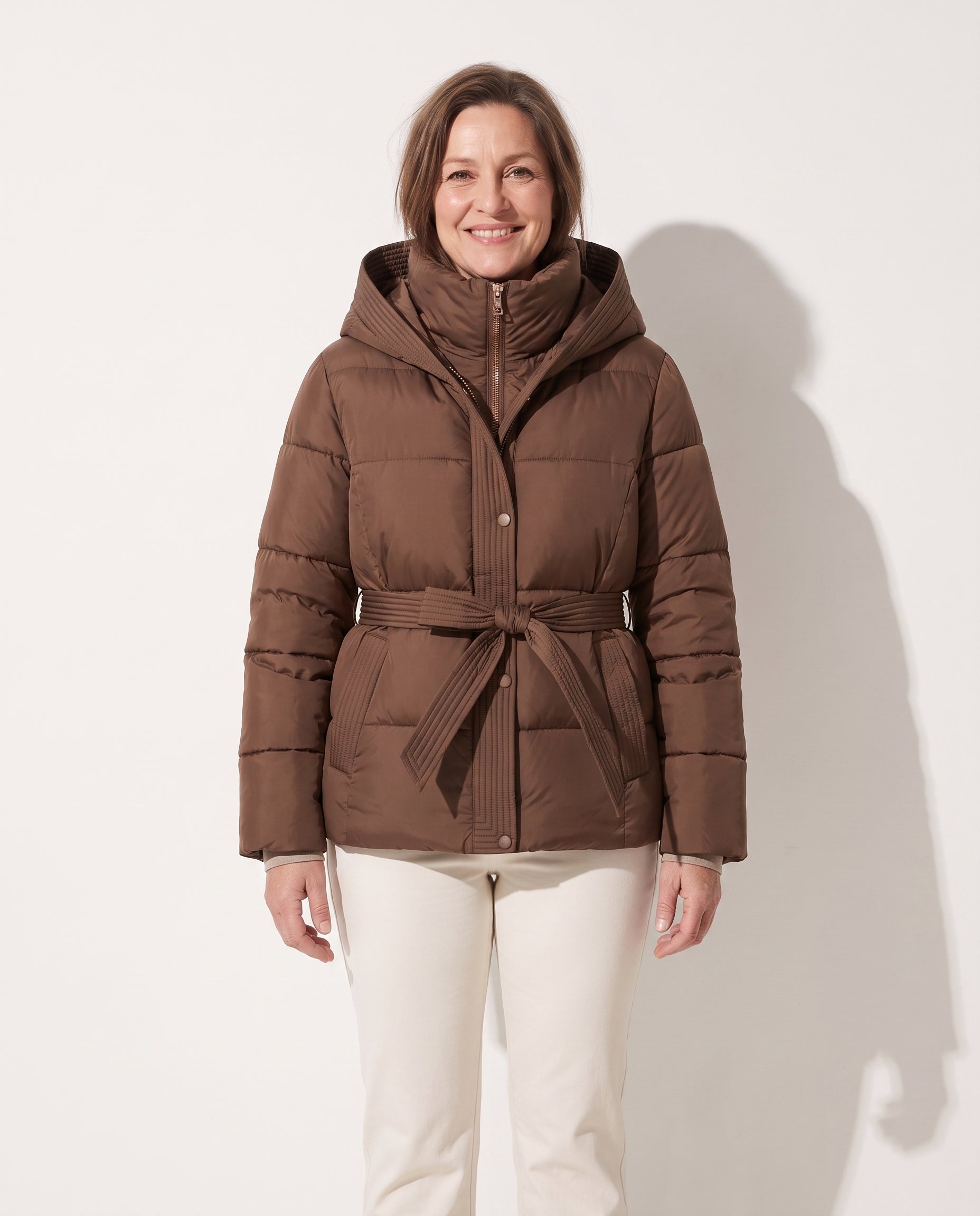 Tatiana | Black Cropped Puffer Coat Jacket With Hood — voorkant