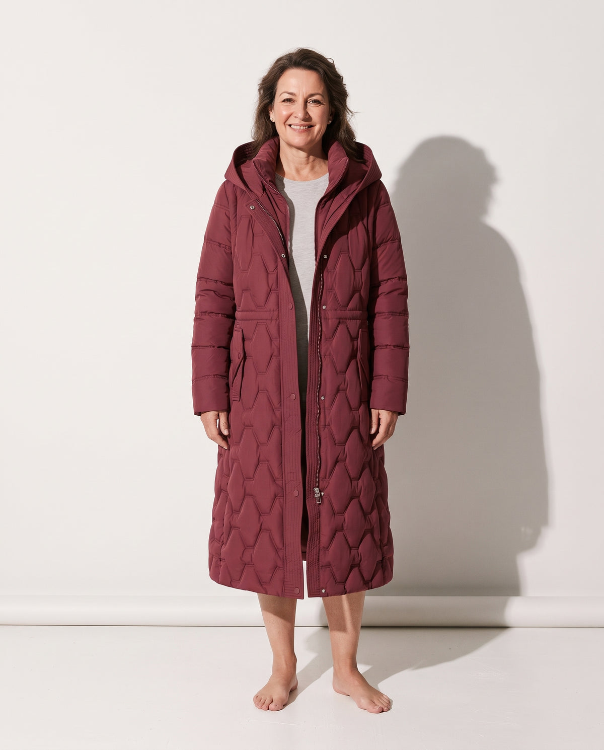 Bridget | Long Black Quilted Down Puffer Coat Longline Hood — voorkant