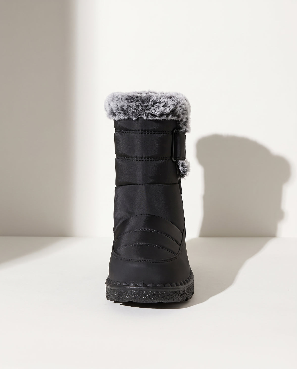 Marguerite | Warm Faux Fur Low Heel Winter Boots Black — voorkant