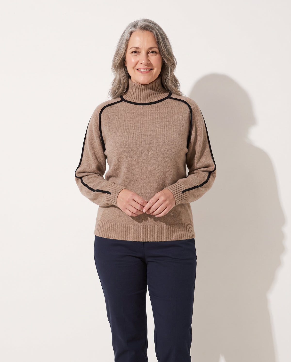 Vivienne | Wool Cashmere Roll Neck Jumper — voorkant