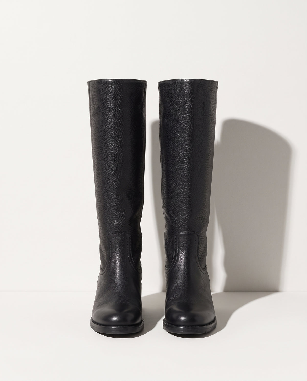 Isadora | Black Leather Wide Fit Knee High Boots — voorkant