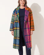 Vivienne | Double Breasted Black Herringbone Wool Trench Coat — voorkant