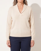 Ingrid | Cashmere Wool Blend V Neck Roll Edge Jumper — voorkant